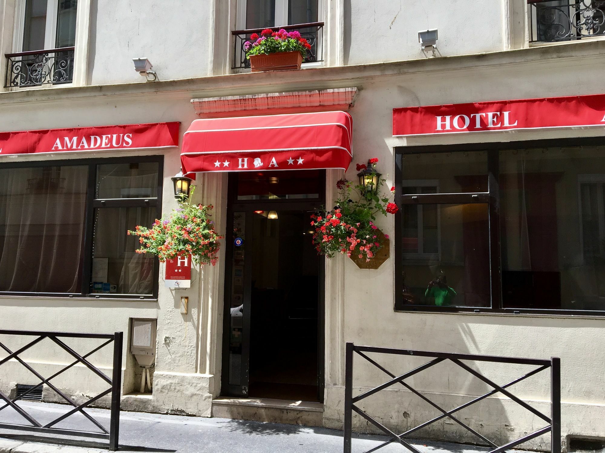 Amadeus Hotel Paris Ngoại thất bức ảnh